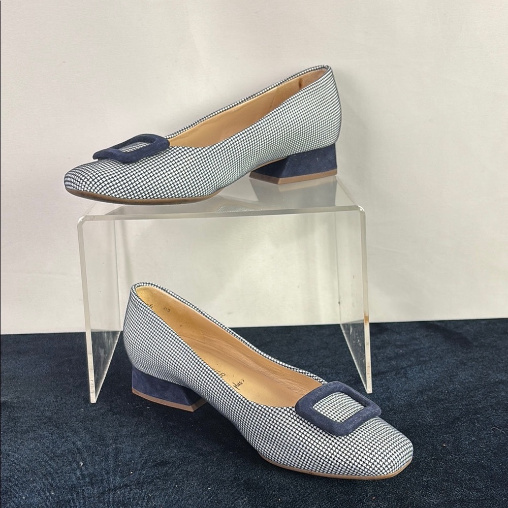 Peter Kaiser Navy White w Buckle Low Heels